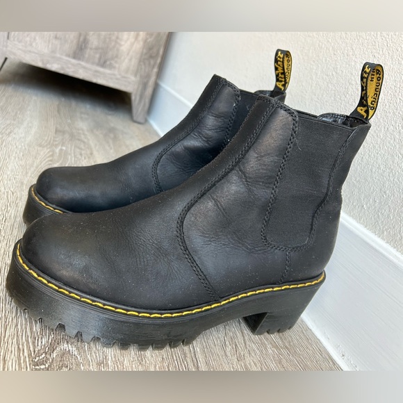 Doc Marten Chelsea ankle boot - Picture 3 of 7